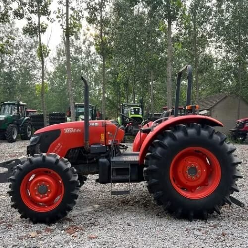 4WD High Operation Second Hand Agricultural Tractor - Image 2